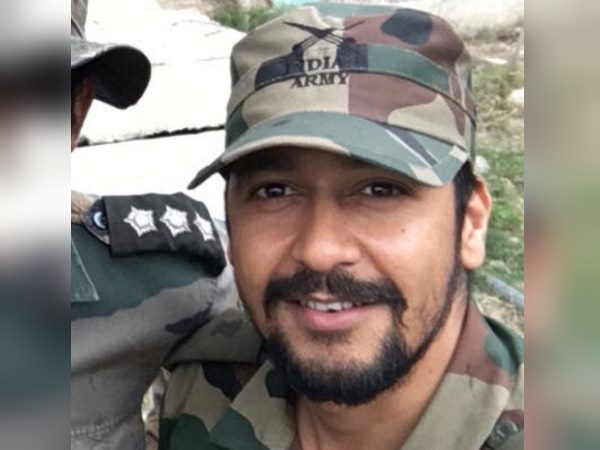 तीन बहनों में इकलौते थे मेजर