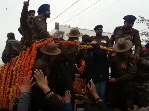 मेजर चित्रेश बिष्ट भी शहीद