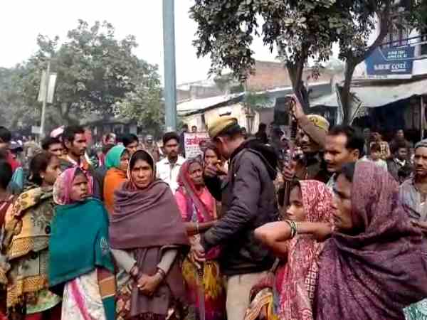 रेलवे ट्रैक पर मिला शव