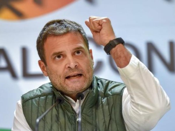 प्रधानमंत्री को 'चोर' कहकर अपमानित किया
