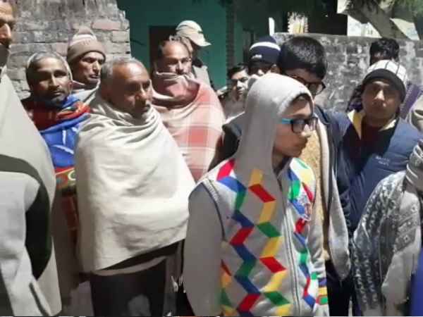 अपने घर में सबसे बड़ा था प्रदीप