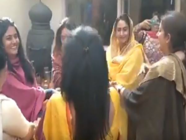 women mp seen doing gidda after budget lunch, harsimrat kaur shared video women mp seen doing gidda after budget lunch, harsimrat kaur shared video
