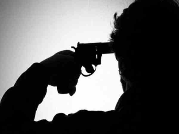 asi shot himself in maharashtra asi shot himself in maharashtra