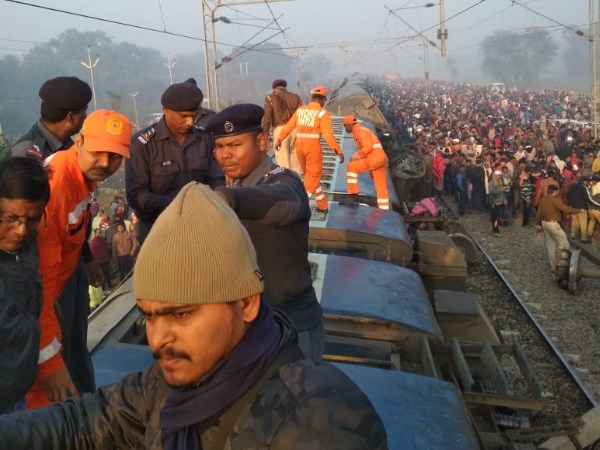 Al trains on this route have been cancelled following Seemanchal Express derailment in Bihar Al trains on this route have been cancelled following Seemanchal Express derailment in Bihar