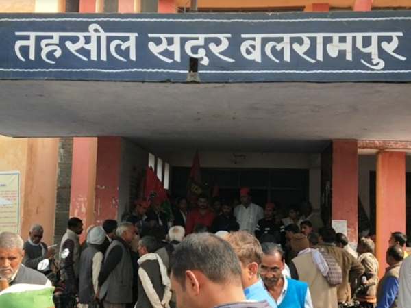 बिना पैसे के नहीं होता काम