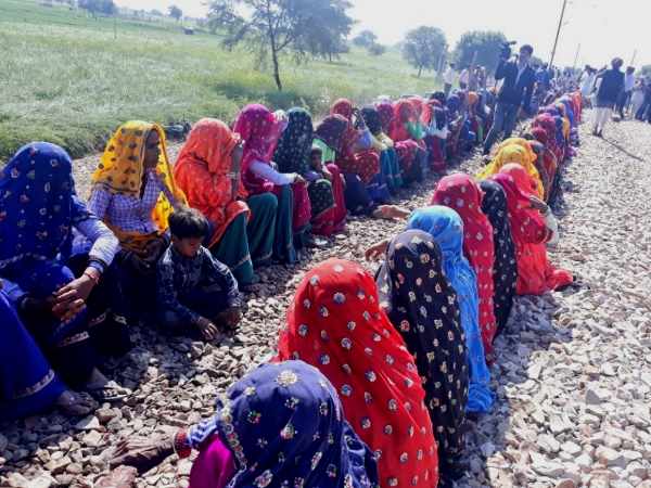 सिकंदरा टोल प्लाजा पर सन्नाटा