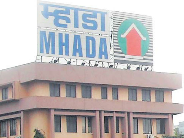 म्हाडा के अधिकारियों ने भी की फ्लैट लौटाने की पुष्टि