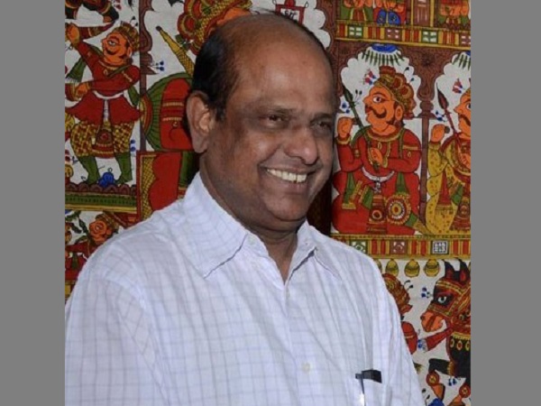 Former Union Minister V. Dhananjay Kumar passes away in Mangaluru Former Union Minister V. Dhananjay Kumar passes away in Mangaluru