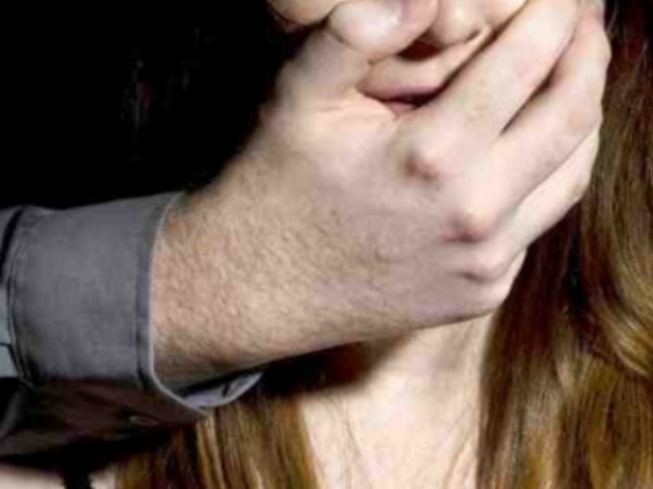 woman chopped off eve teaser private part woman chopped off eve teaser private part