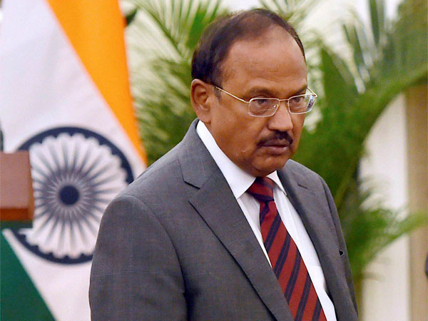 पुलवामा अटैक को लेकर ब्रिटिश NSA ने अजीत डोभाल से की बात, कहा- ब्रिटेन भारत के साथ खड़ा है पुलवामा अटैक को लेकर ब्रिटिश NSA ने अजीत डोभाल से की बात, कहा- ब्रिटेन भारत के साथ खड़ा है
