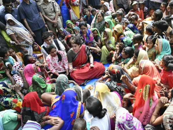 कुमारगंज में लगाई चौपाल