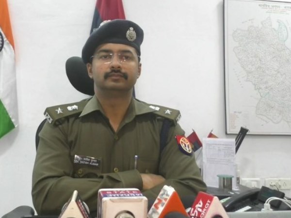 अवैध संबंधों के शक में हत्या की आशंका
