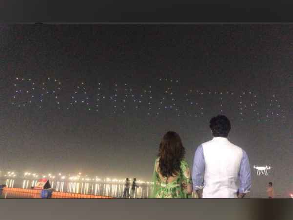 दीपक जलाकर आलिया भट्ट ने की कार्यक्रम की शुरूआत