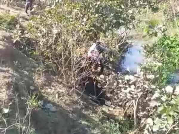 घर से बाहर निकालकर की हत्या