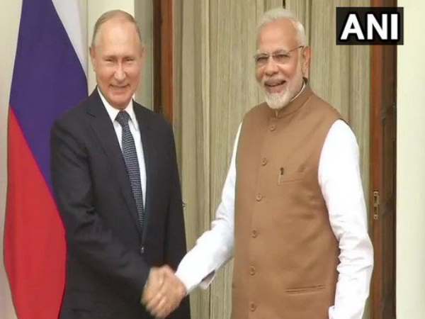 अमेठी में एके-47 राइफल की फैक्ट्री को पुतिन ने अमेठी में एके-47 राइफल की फैक्ट्री को पुतिन ने