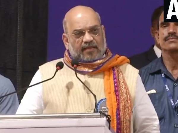 एयर स्ट्राइक पर कोई सवाल ना करे