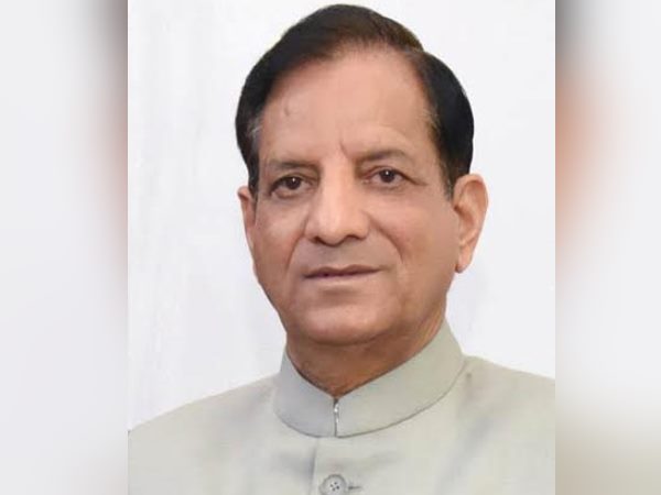 गद्दी समुदाय से आते हैं किशन कपूर