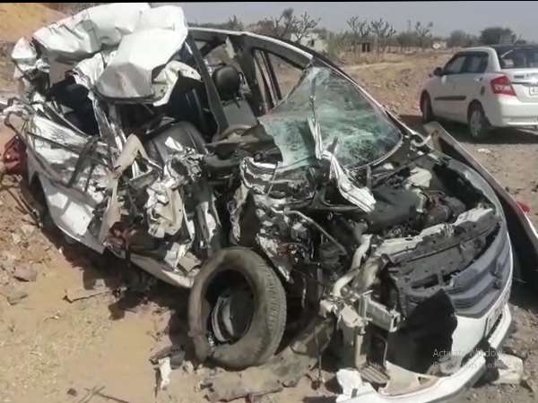 Three including husband wife killed in road accident on NH 52 Three including husband wife killed in road accident on NH 52