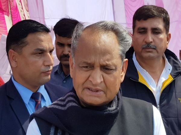 cm gehlot in barmer cm gehlot in barmer