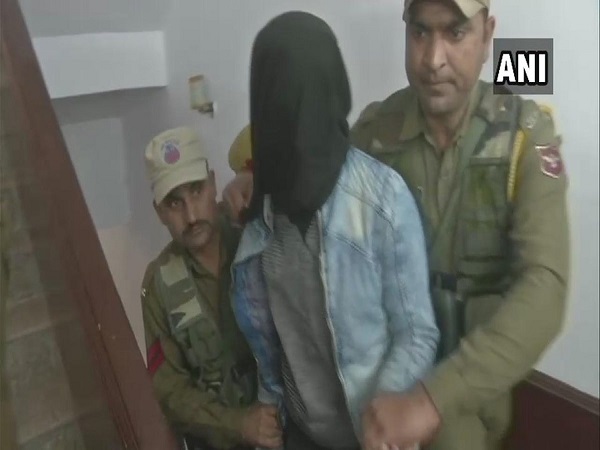 ब्लास्ट में अब तक दो लोगों की मौत