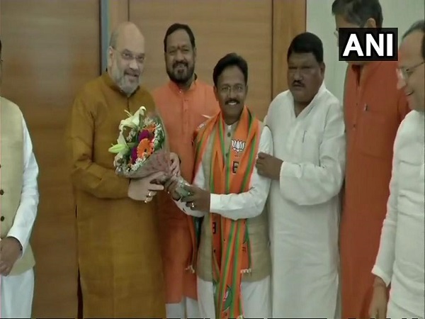 Odisha: Balabhadra Majhi joins BJP, earlier resigned from the BJD Odisha: Balabhadra Majhi joins BJP, earlier resigned from the BJD