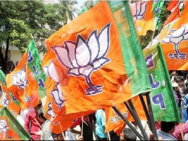 येदियुरप्पा के बयान पर भड़का विपक्ष