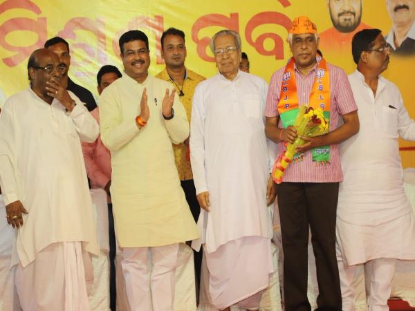 BJP gave ticket to Odisha ex-top cop Prakash Mishra from Cuttack BJP gave ticket to Odisha ex-top cop Prakash Mishra from Cuttack