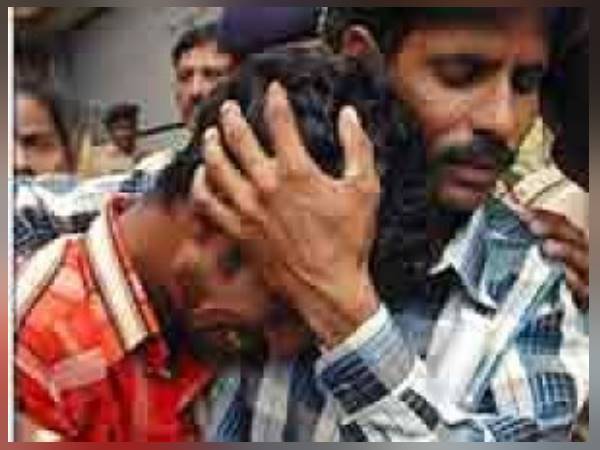 Ahmedabad court convicted 10 accused in the case of 2009, when 150 deads in Gujarats toxic liquor tragedy Ahmedabad court convicted 10 accused in the case of 2009, when 150 deads in Gujarats toxic liquor tragedy