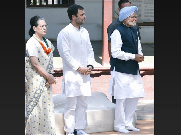 फायदे के लिए आतंकी हमलों पर राजनीति होती है: सोनिया