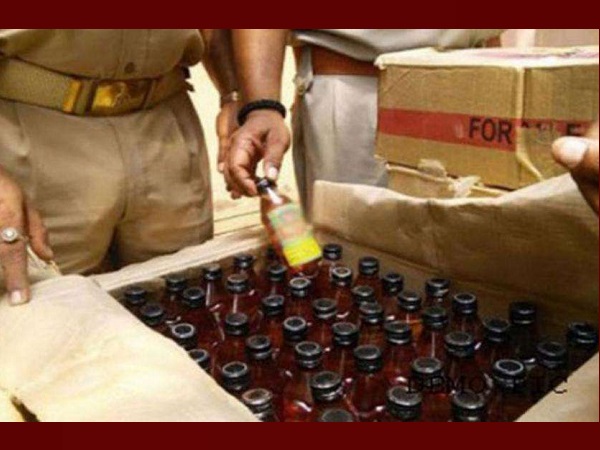 Ahmedabad court convicted 10 accused in the case of 2009, when 150 deads in Gujarats toxic liquor tragedy Ahmedabad court convicted 10 accused in the case of 2009, when 150 deads in Gujarats toxic liquor tragedy