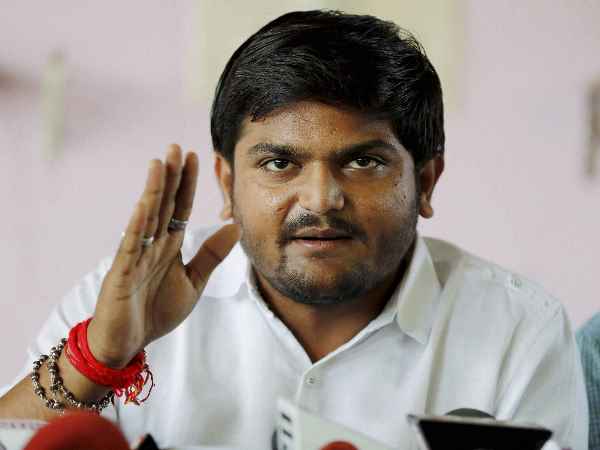फोटो सामने आने के बंद की गई वेबसाइट