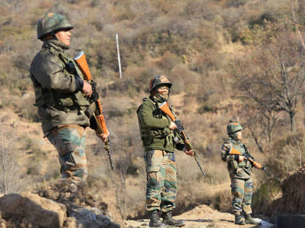 कई तरह के इक्विपमेंट्स की मदद