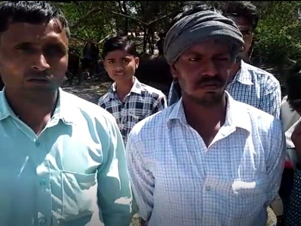 man dead body found hanging from tree man dead body found hanging from tree