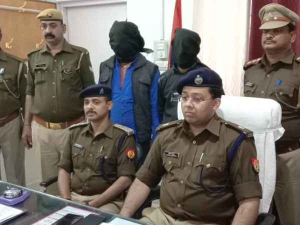 युवती के परिजनों ने शादी से कर दिया था इंकार