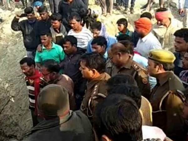 two dead body found in kushinagar two dead body found in kushinagar
