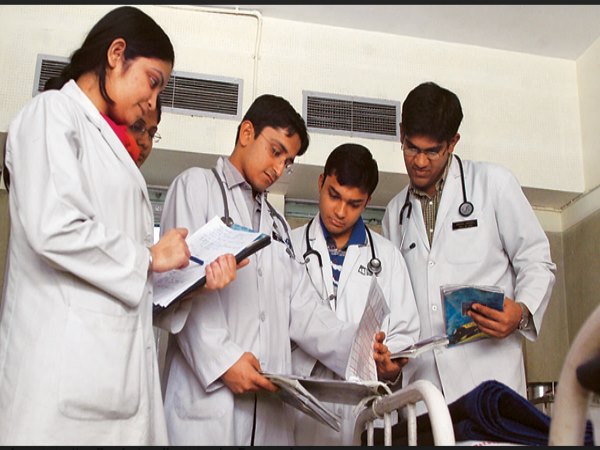 gujarat-students-priority-medical-syllabus-than-engineering gujarat-students-priority-medical-syllabus-than-engineering