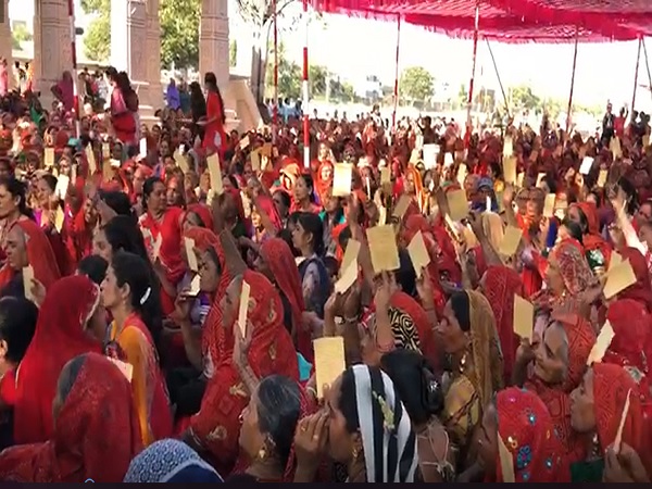 women wrote letter to PM modi in favour of suspended congress mla Bhagwan Barad women wrote letter to PM modi in favour of suspended congress mla Bhagwan Barad