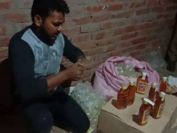 illegal liquor seized in uttar pradesh raebareli illegal liquor seized in uttar pradesh raebareli