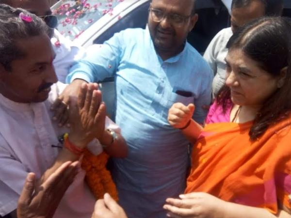 मोदी सरकार की योजनाओं का गुणगान