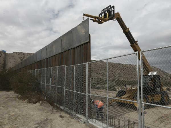mexico-border-wall.jpg mexico-border-wall.jpg