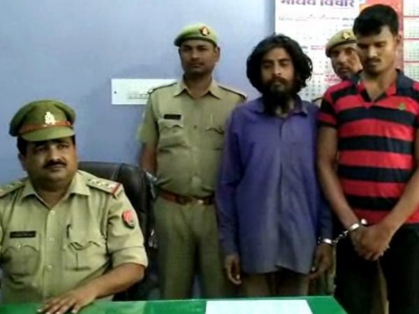 फरार होने से पहले धरा गया तांत्रिक और उसका चेला