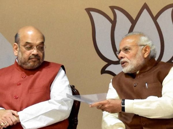 विपक्ष में टूट पर निगाह