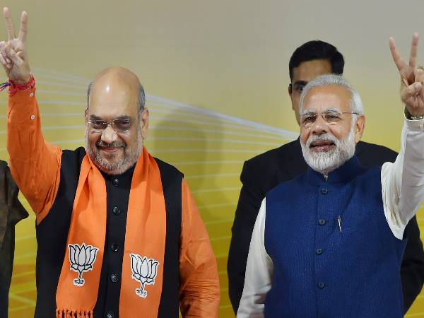 सर्वे में भाजपा ने यूपी में बनाई बढ़त