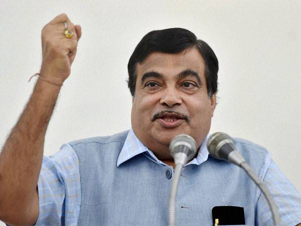 गडकरी बोले-मैं सपनों को पूरा भी करता हूं