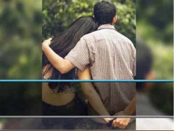 इमोमिटर, इंजेक्शन और ग्लोज़ साथ रखती थी