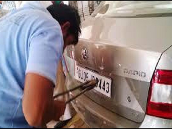 In Gujarat, High Security Registration Plates deadline extended till May 31 In Gujarat, High Security Registration Plates deadline extended till May 31