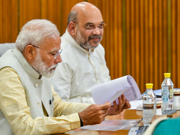 20 चरणो में रैलियां