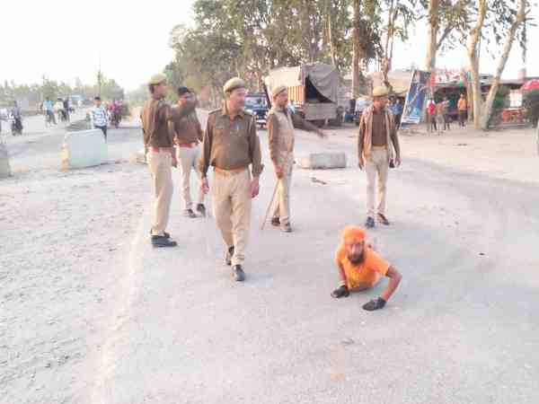 बदायूं से शुरू की थी दण्डवत यात्रा