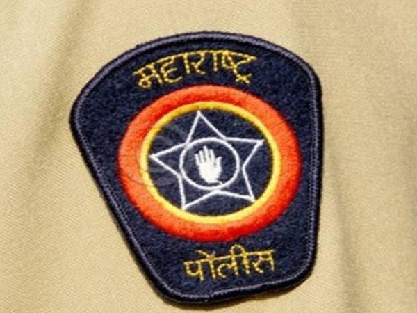 पति ने पिया जहर