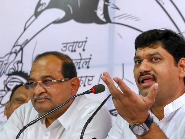 कांग्रेस छोड़ने के बाद क्या होगा दिग्गज नेता का अगला दांव